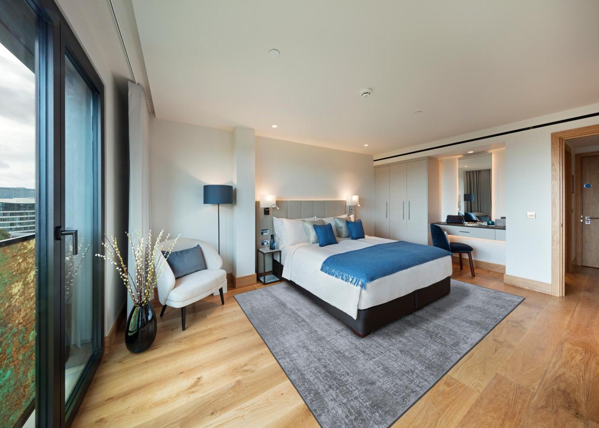 ทาวเวอร์ สวีท บาย บลู ออร์คิด Hotel ลอนดอน ภายนอก รูปภาพ